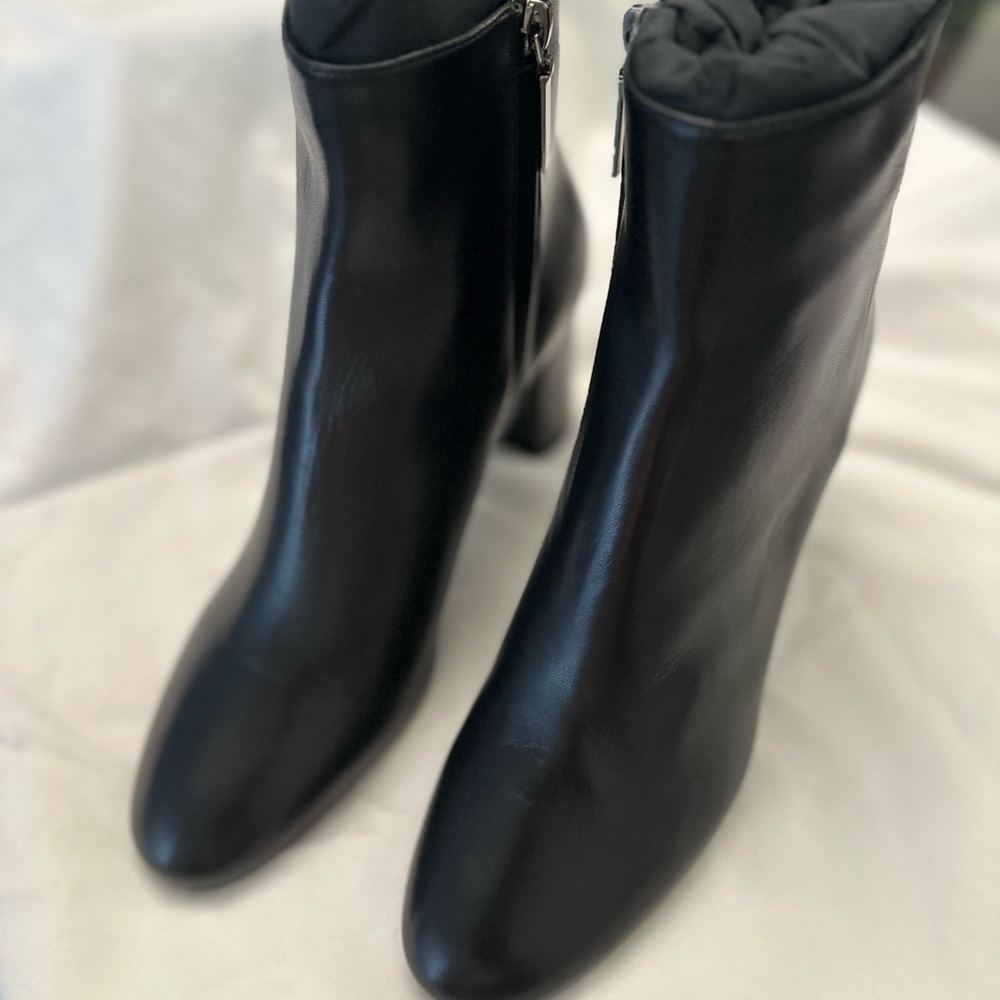 Saint Laurent Black Ankle Boots - Picture 5 of 5